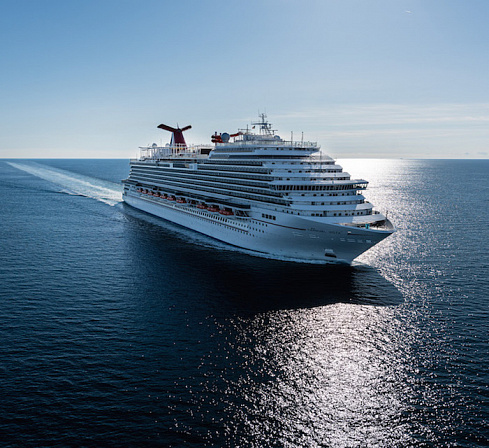 Круизный лайнер Carnival Vista